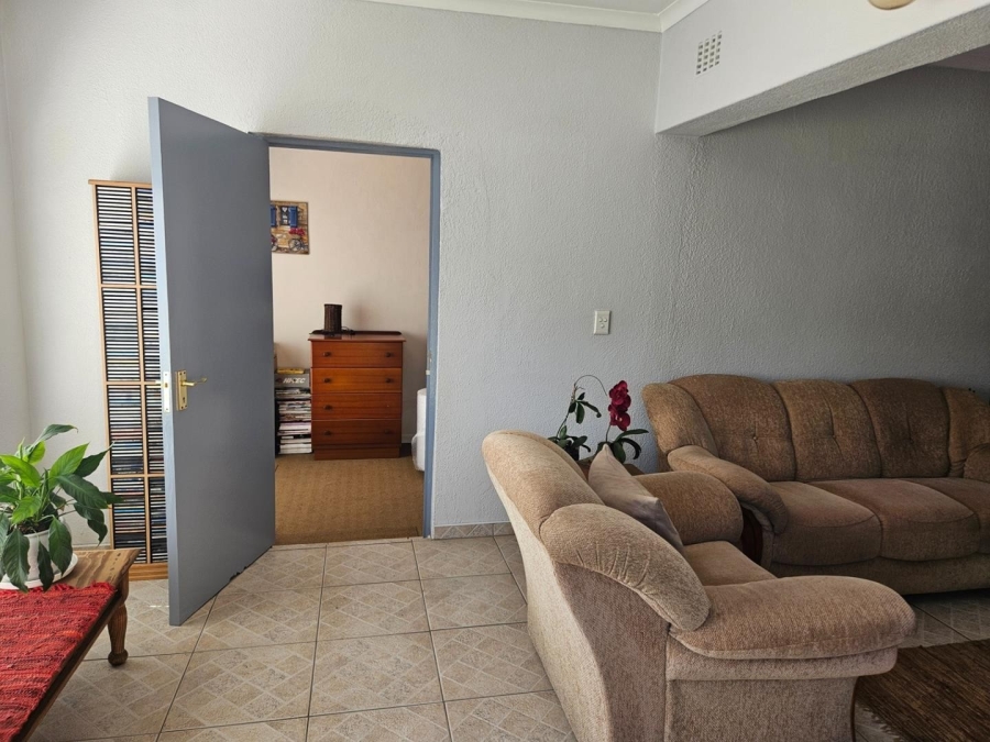 4 Bedroom Property for Sale in Brackenhurst Gauteng