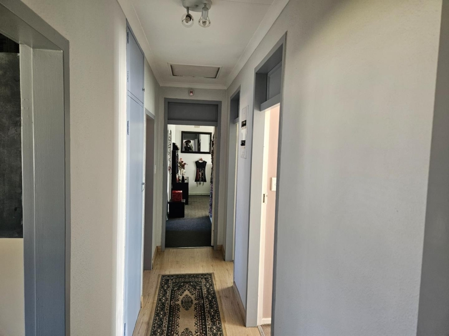 4 Bedroom Property for Sale in Brackenhurst Gauteng