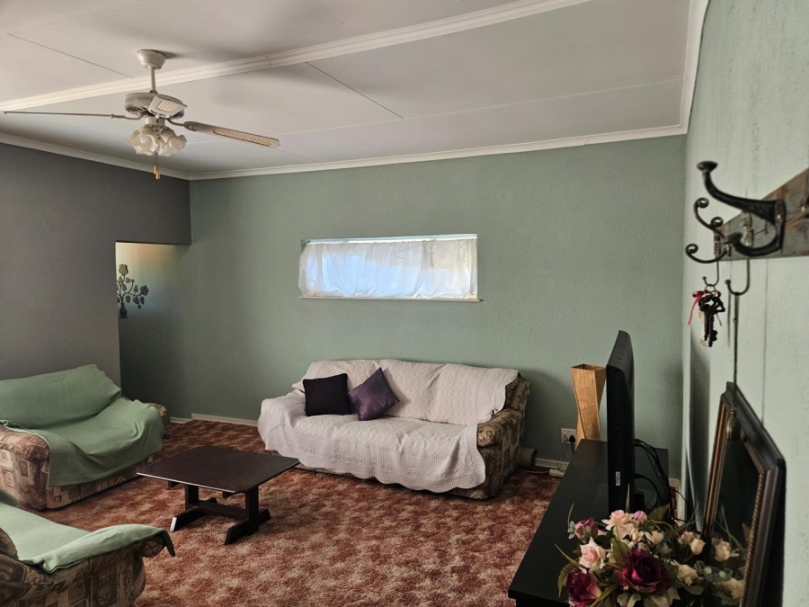 4 Bedroom Property for Sale in Brackenhurst Gauteng