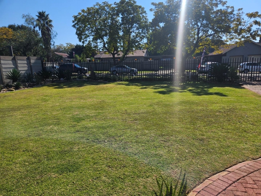4 Bedroom Property for Sale in Brackenhurst Gauteng