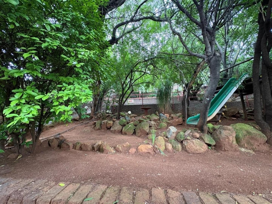 4 Bedroom Property for Sale in Mulbarton Gauteng