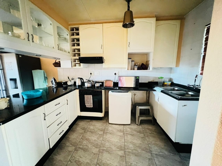 3 Bedroom Property for Sale in Randhart Gauteng