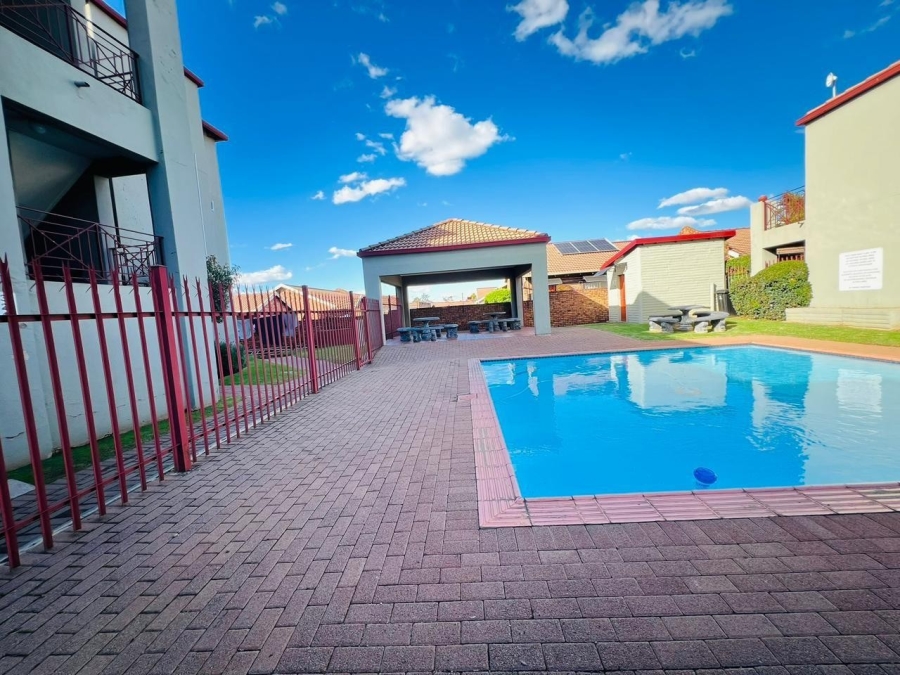 3 Bedroom Property for Sale in Randhart Gauteng