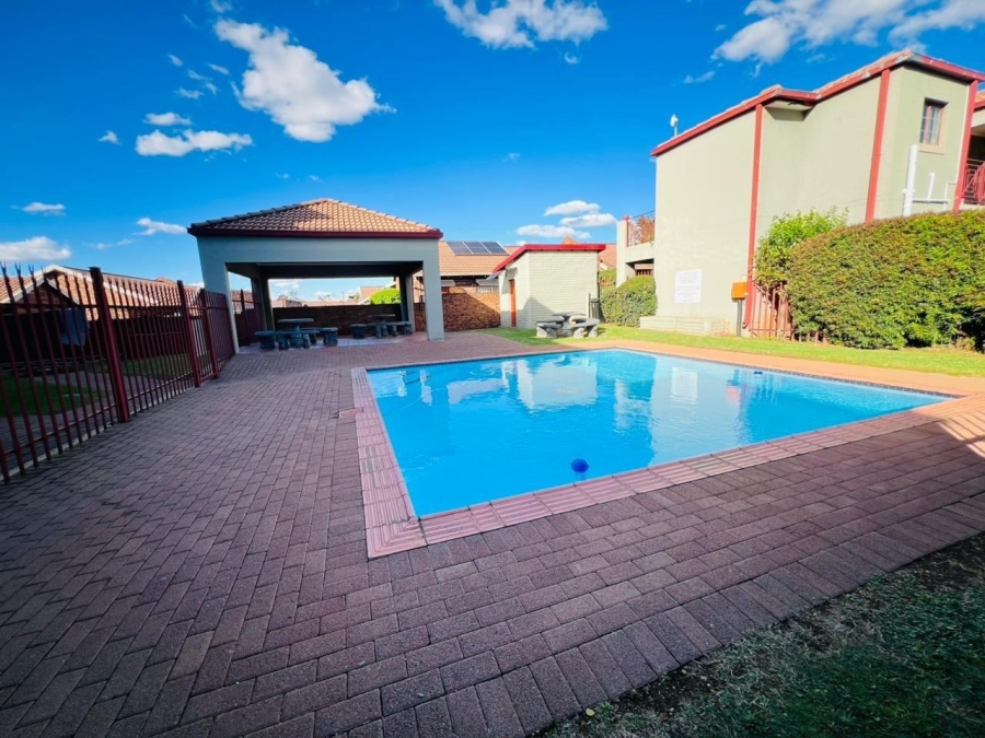 3 Bedroom Property for Sale in Randhart Gauteng
