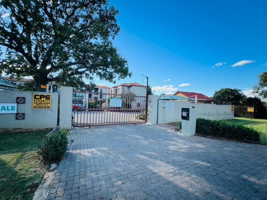 3 Bedroom Property for Sale in Randhart Gauteng