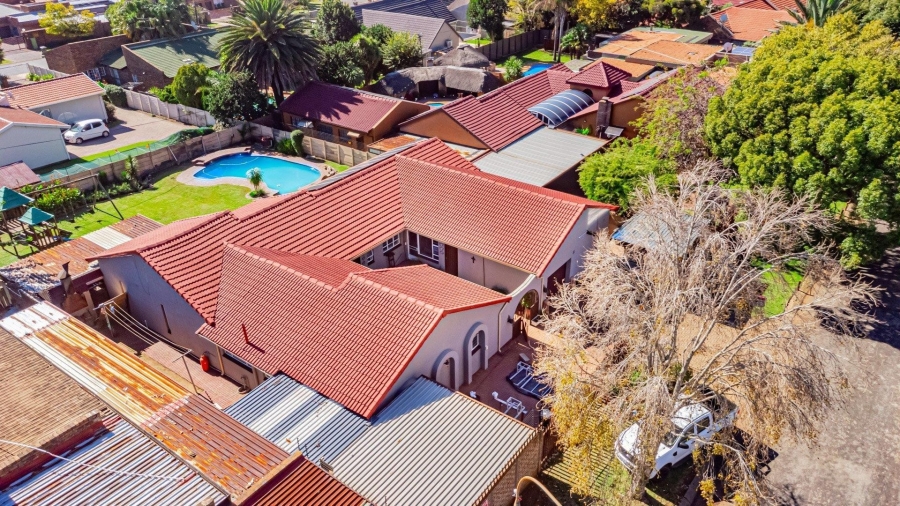 4 Bedroom Property for Sale in Randhart Gauteng