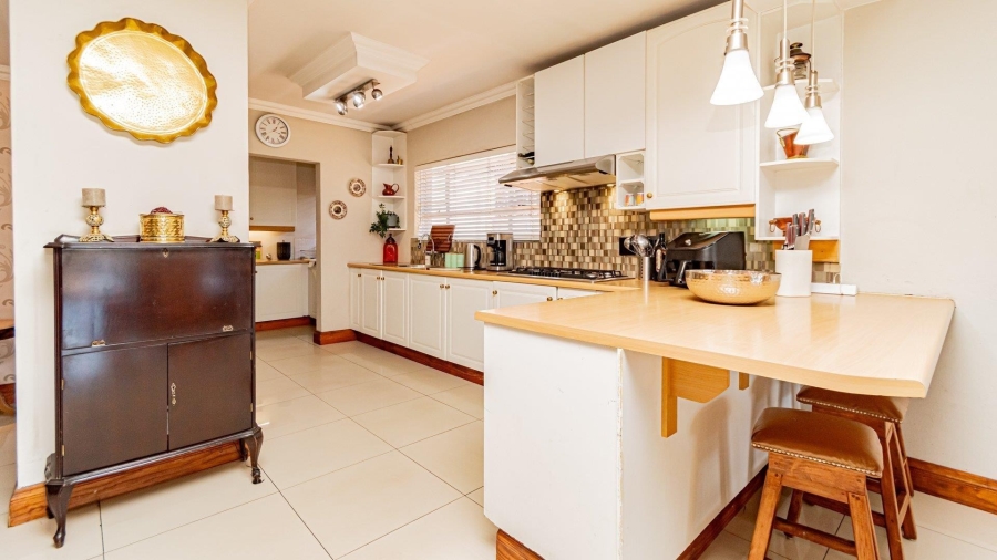 4 Bedroom Property for Sale in Randhart Gauteng