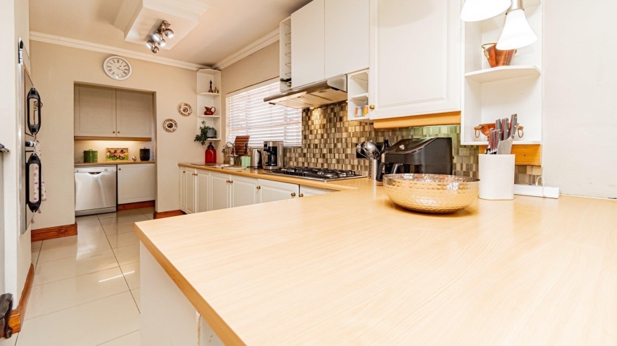 4 Bedroom Property for Sale in Randhart Gauteng