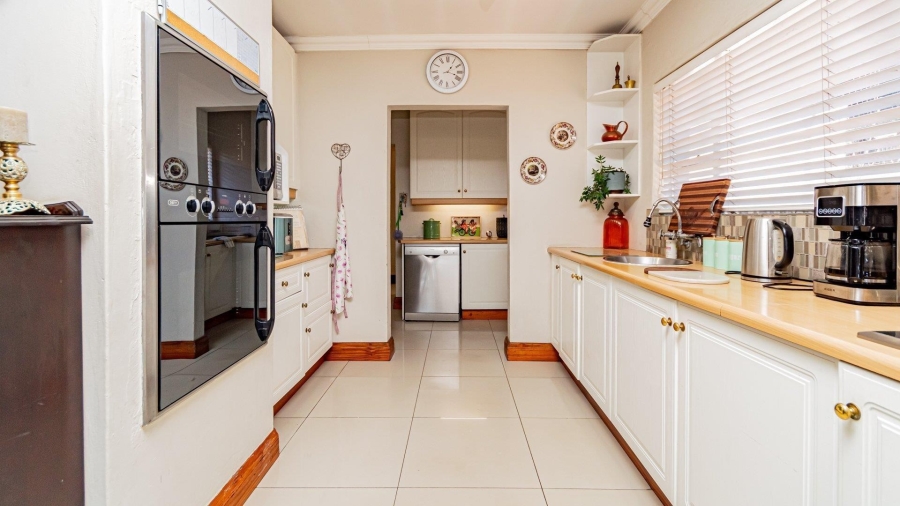 4 Bedroom Property for Sale in Randhart Gauteng