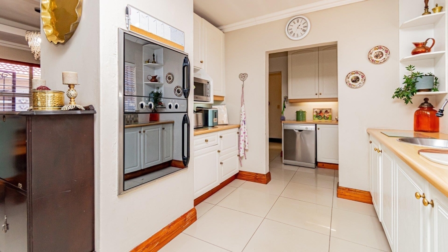 4 Bedroom Property for Sale in Randhart Gauteng