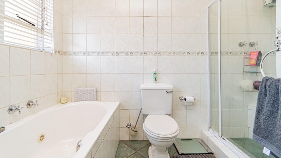 4 Bedroom Property for Sale in Randhart Gauteng