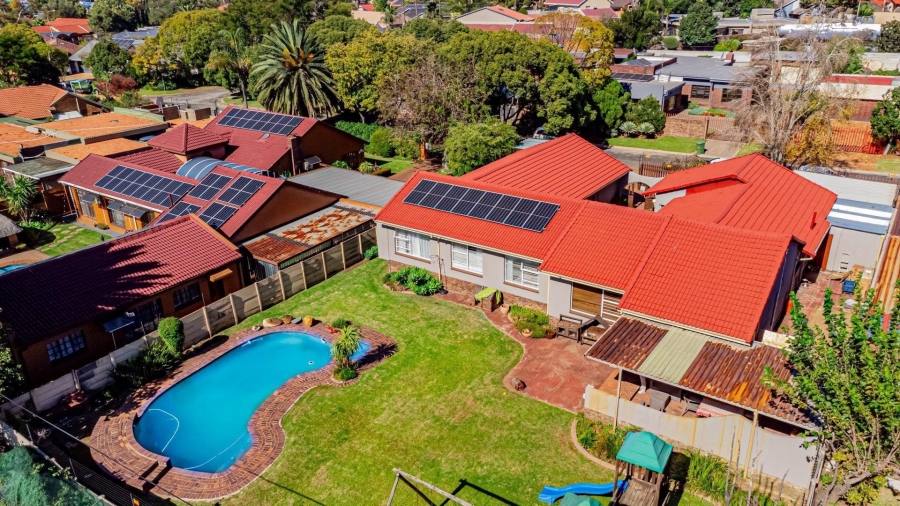 4 Bedroom Property for Sale in Randhart Gauteng