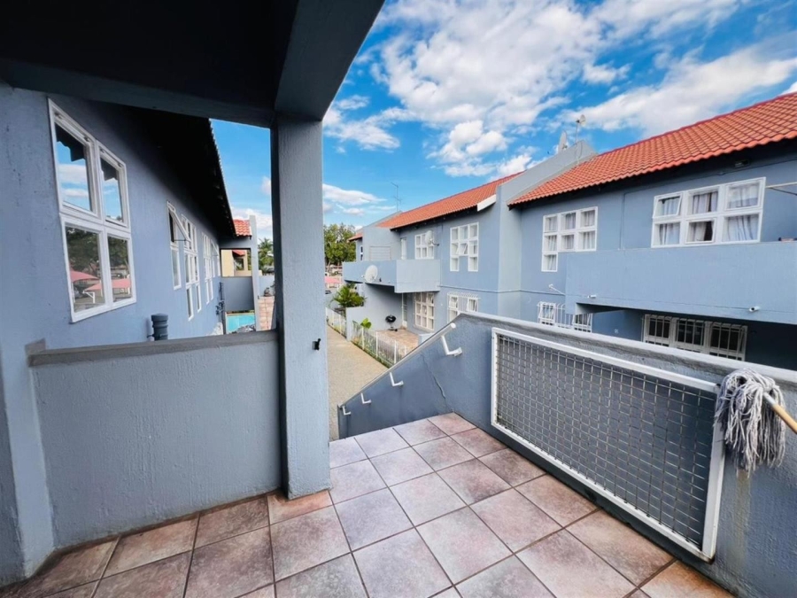 2 Bedroom Property for Sale in New Redruth Gauteng