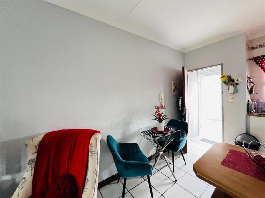 2 Bedroom Property for Sale in New Redruth Gauteng