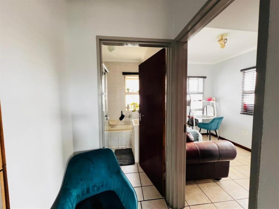 2 Bedroom Property for Sale in New Redruth Gauteng