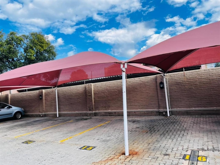2 Bedroom Property for Sale in New Redruth Gauteng