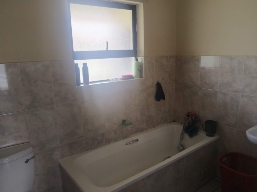 1 Bedroom Property for Sale in Parkrand Gauteng