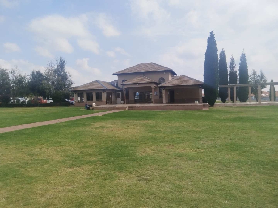 1 Bedroom Property for Sale in Parkrand Gauteng