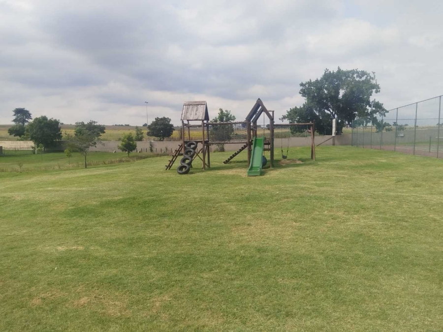 1 Bedroom Property for Sale in Parkrand Gauteng