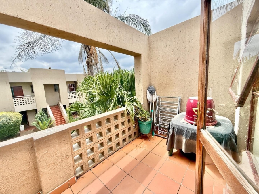 2 Bedroom Property for Sale in New Market Gauteng