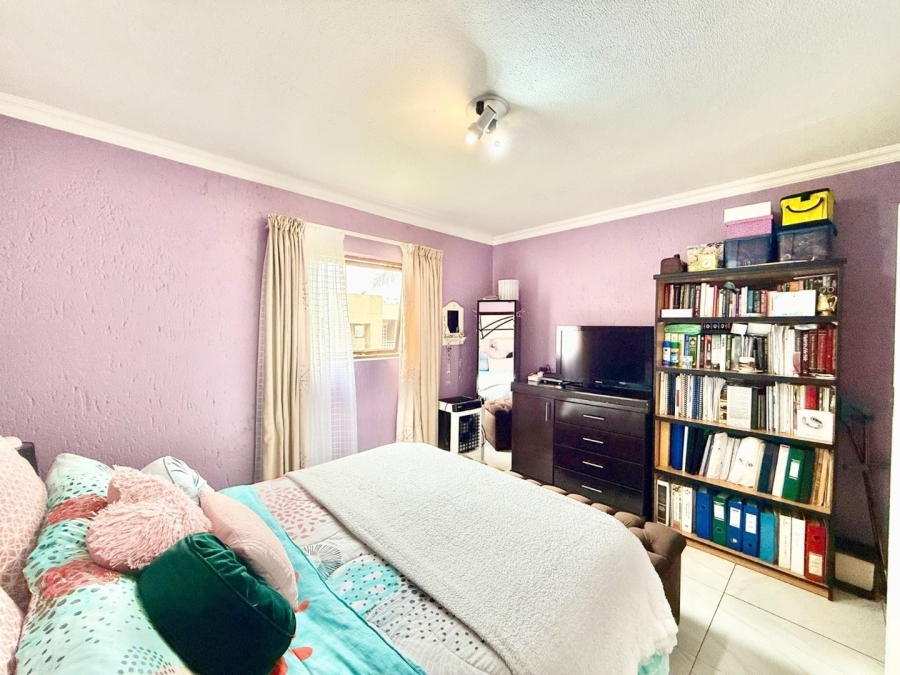 2 Bedroom Property for Sale in New Market Gauteng