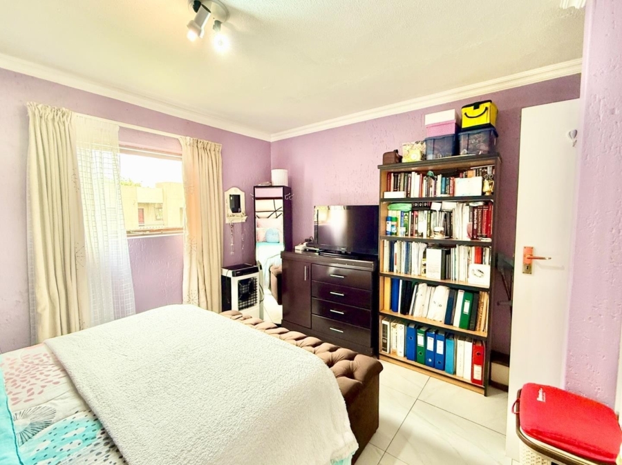 2 Bedroom Property for Sale in New Market Gauteng