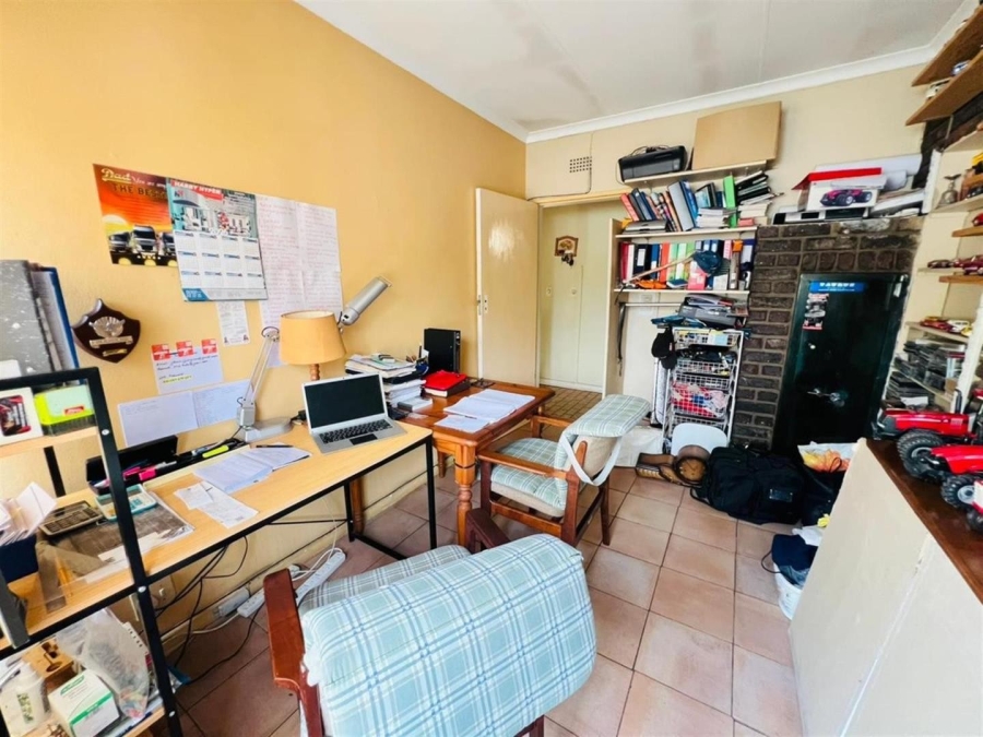 3 Bedroom Property for Sale in Brackendowns Gauteng