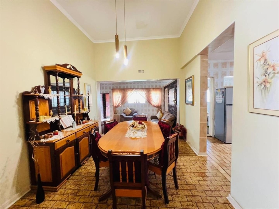 3 Bedroom Property for Sale in Brackendowns Gauteng