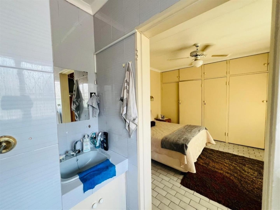 3 Bedroom Property for Sale in Brackendowns Gauteng