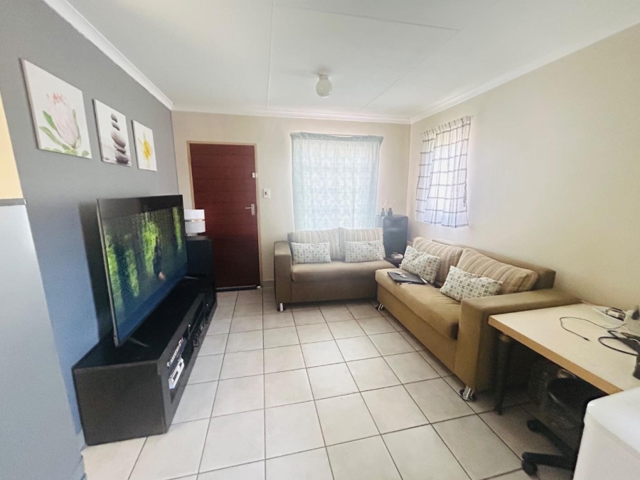 3 Bedroom Property for Sale in Palm Ridge Gauteng