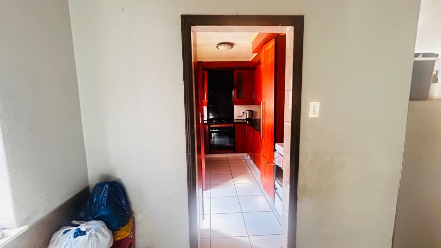 2 Bedroom Property for Sale in Tulisa Park Gauteng