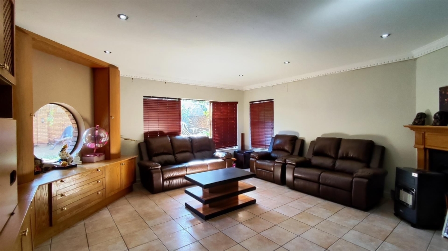 4 Bedroom Property for Sale in Meyersdal Gauteng