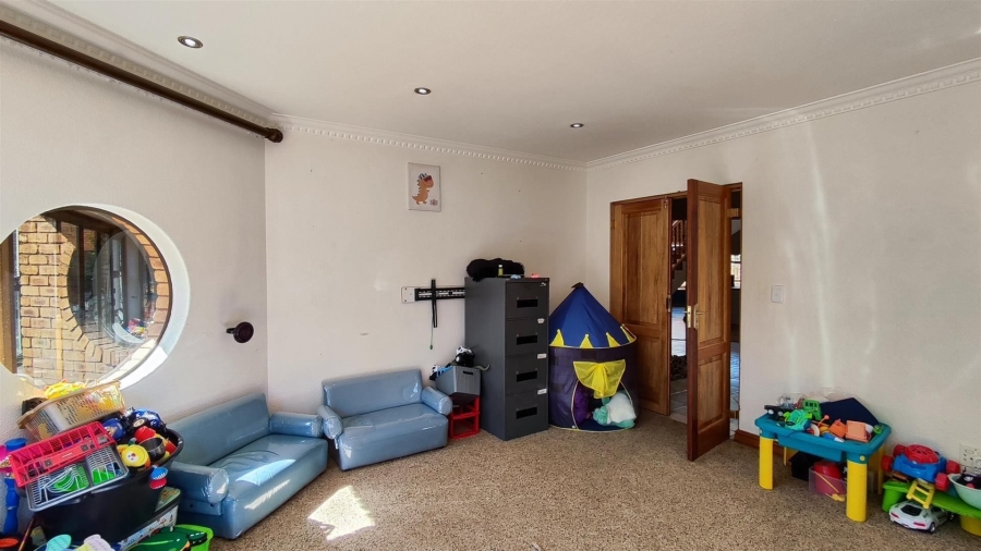 4 Bedroom Property for Sale in Meyersdal Gauteng