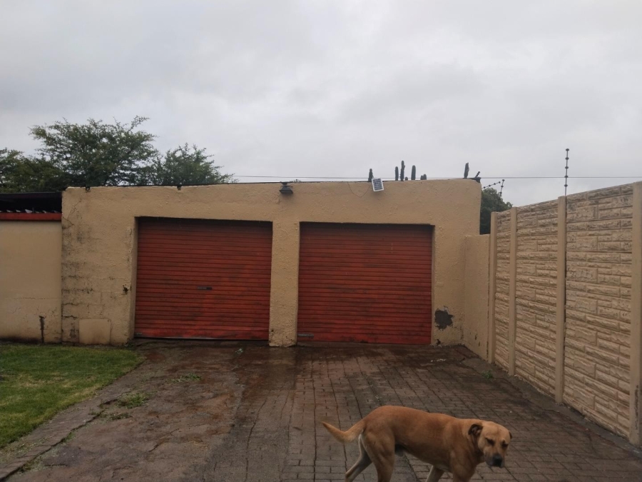 4 Bedroom Property for Sale in Florentia Gauteng