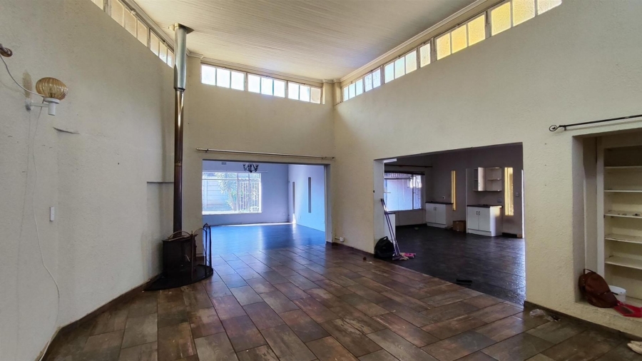 4 Bedroom Property for Sale in Verwoerdpark Gauteng
