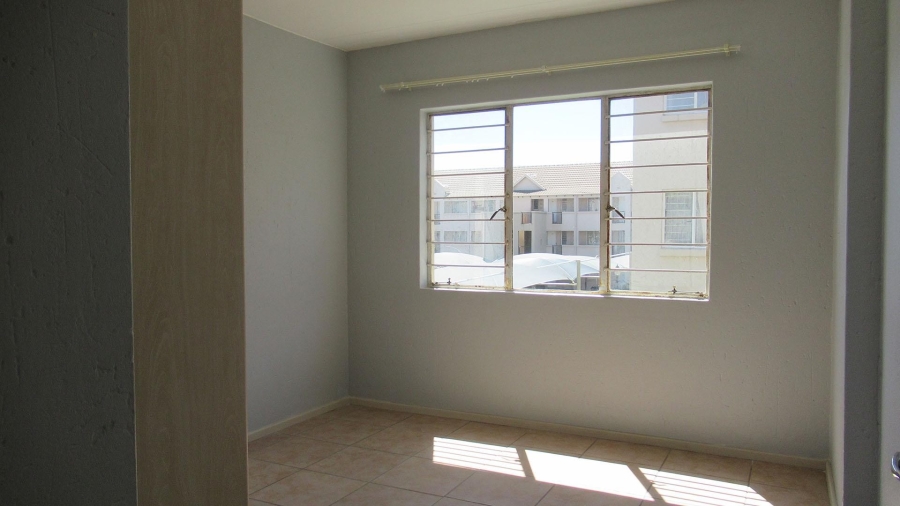 2 Bedroom Property for Sale in Klippoortje Gauteng