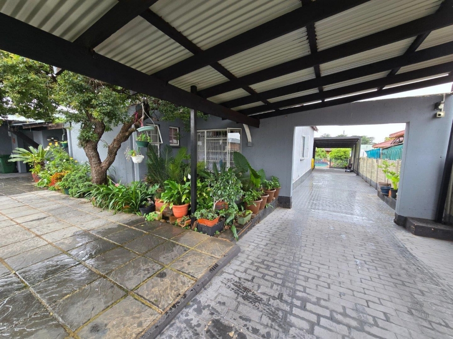 4 Bedroom Property for Sale in Florentia Gauteng