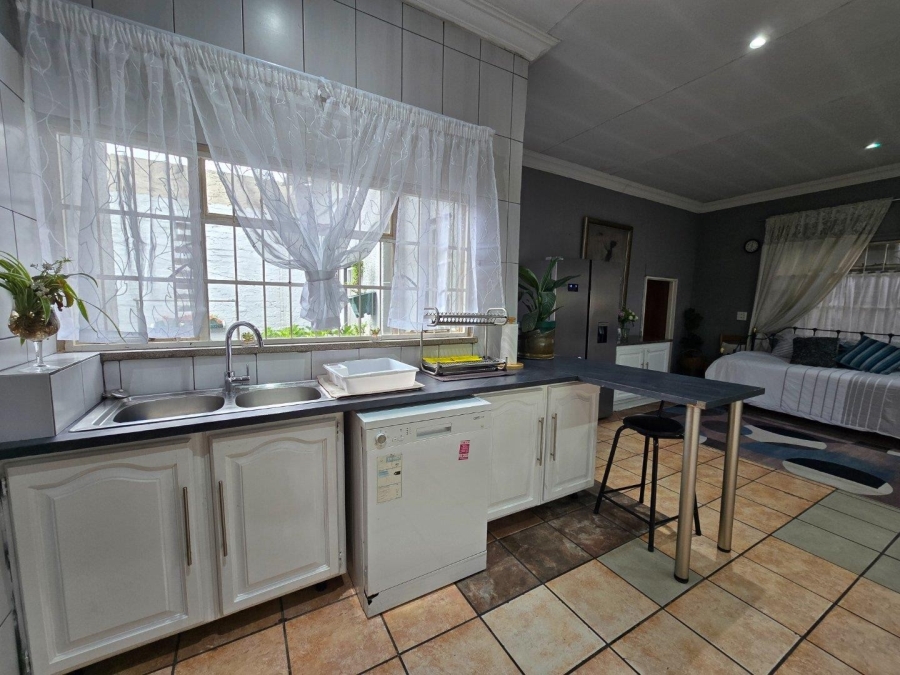 4 Bedroom Property for Sale in Florentia Gauteng