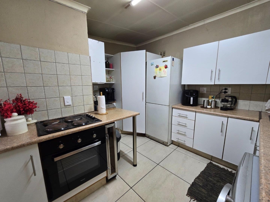 4 Bedroom Property for Sale in Florentia Gauteng