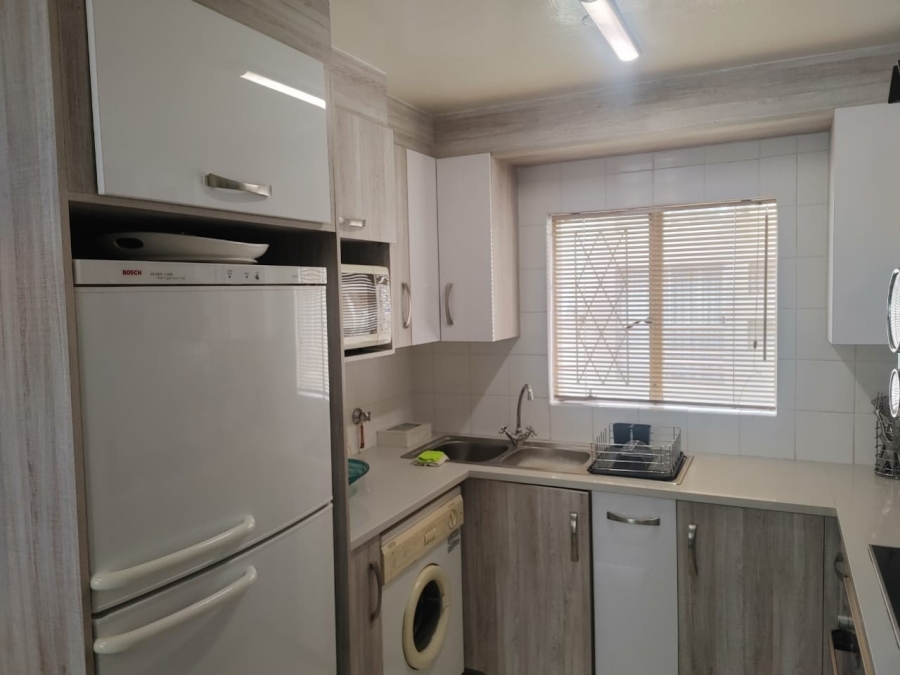 2 Bedroom Property for Sale in Verwoerdpark Gauteng