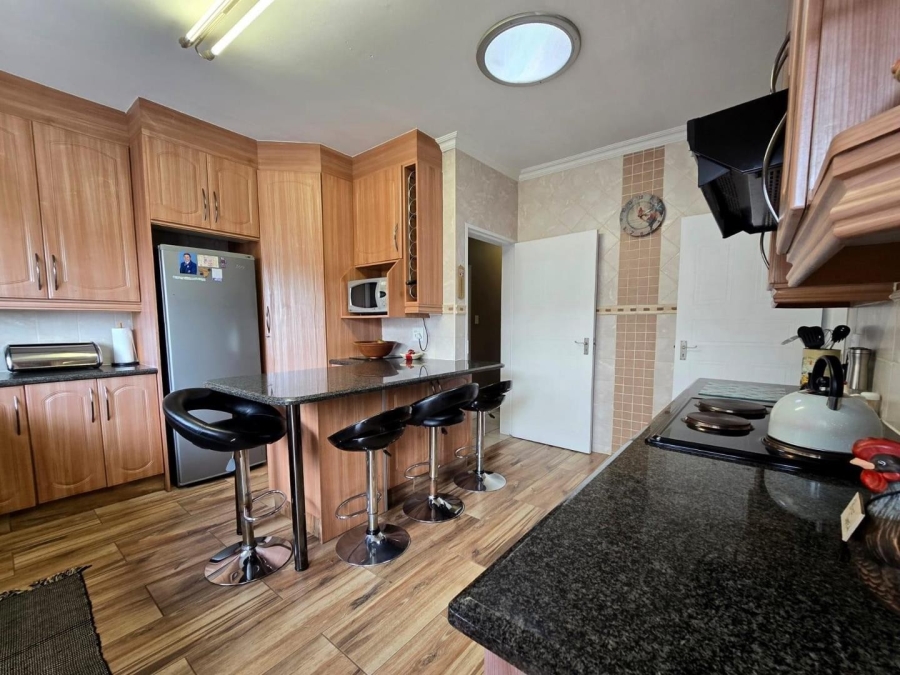 3 Bedroom Property for Sale in South Crest Gauteng