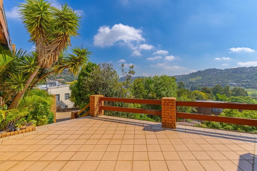 4 Bedroom Property for Sale in Glenvista Gauteng