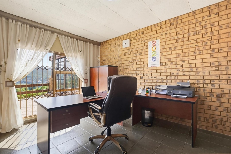 4 Bedroom Property for Sale in Glenvista Gauteng