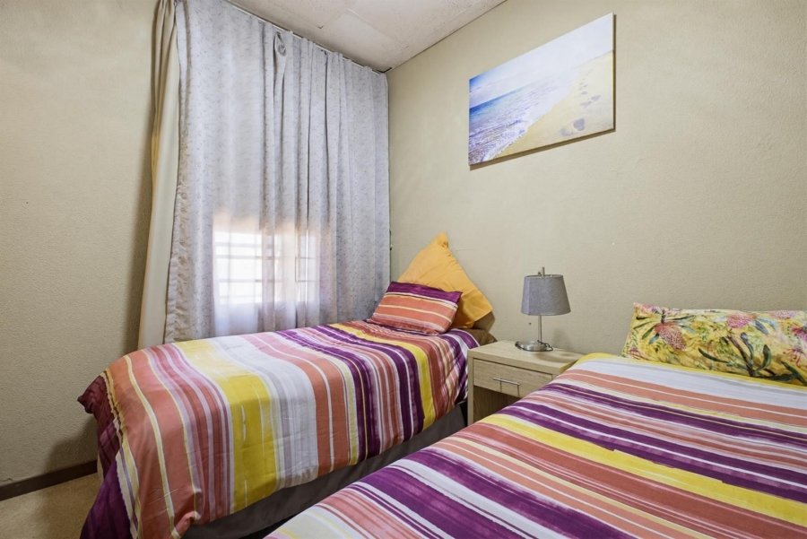 4 Bedroom Property for Sale in Glenvista Gauteng