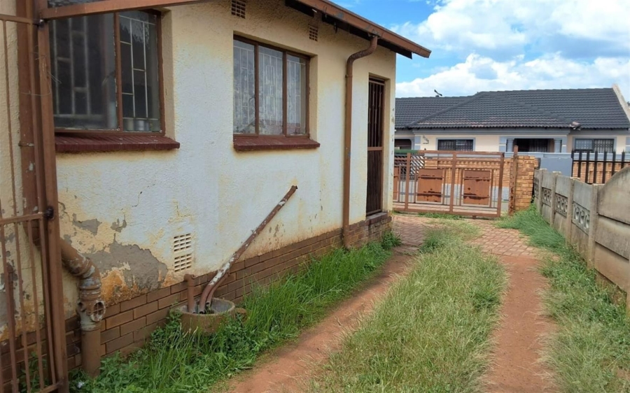 3 Bedroom Property for Sale in Daveyton Gauteng