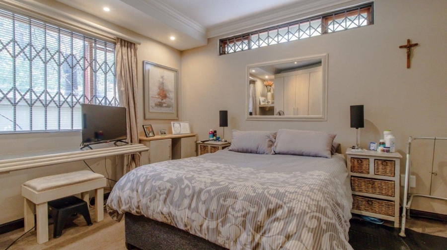 4 Bedroom Property for Sale in Glenvista Gauteng