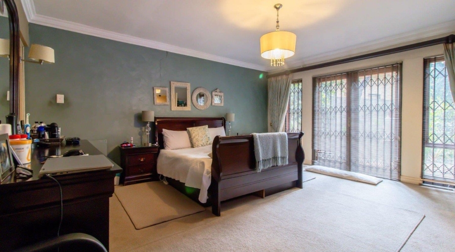 4 Bedroom Property for Sale in Glenvista Gauteng