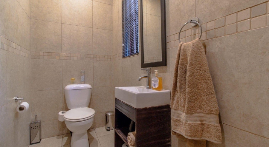 4 Bedroom Property for Sale in Glenvista Gauteng