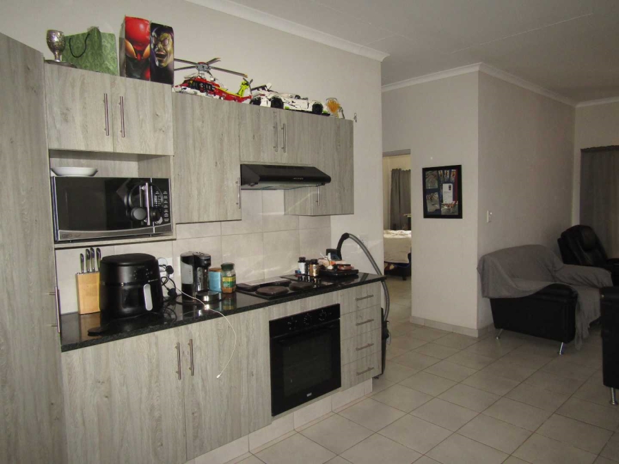 To Let 2 Bedroom Property for Rent in Norton Park Gauteng