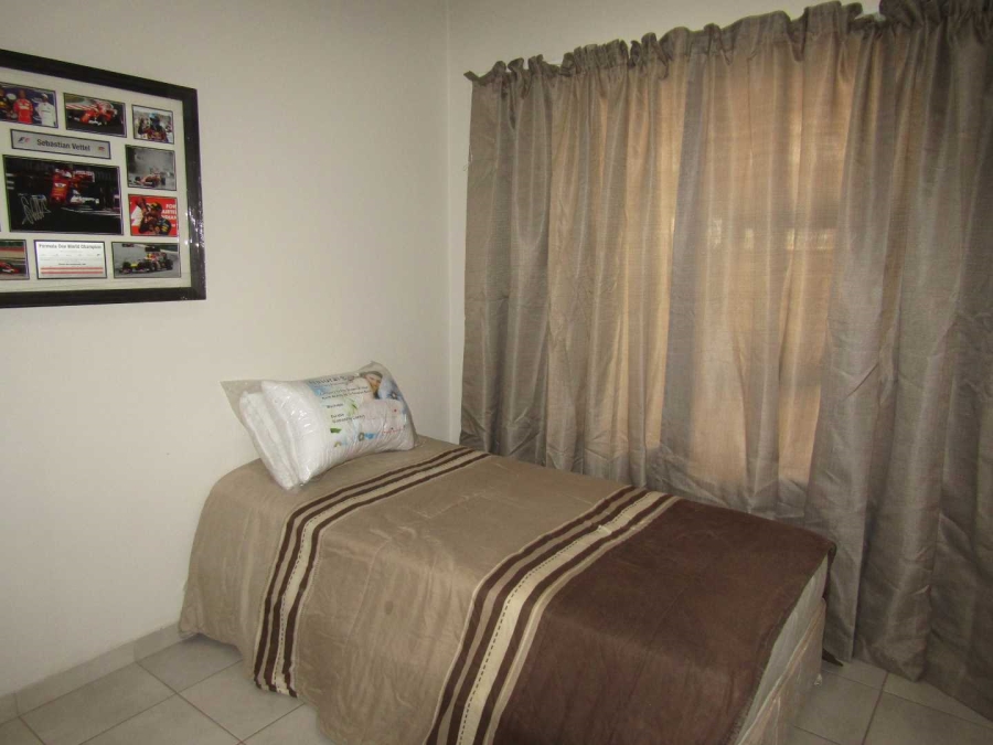 To Let 2 Bedroom Property for Rent in Norton Park Gauteng
